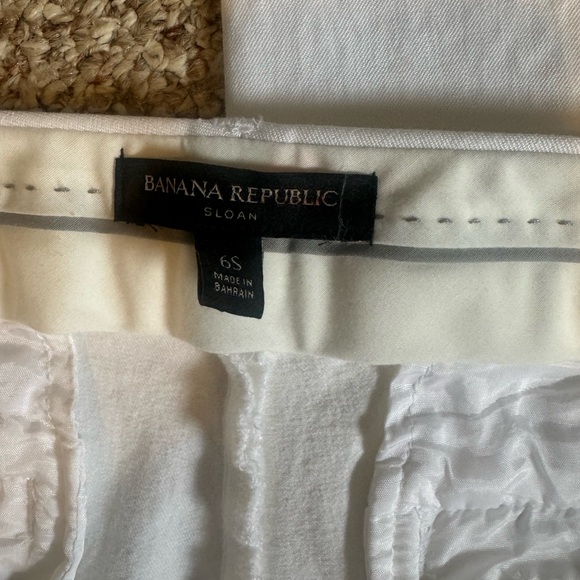 Banana Republic Sloan Crops - Picture 3 of 7